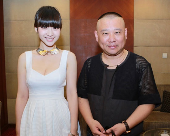 郭德纲柳岩有一腿 柳岩第一次给谁了