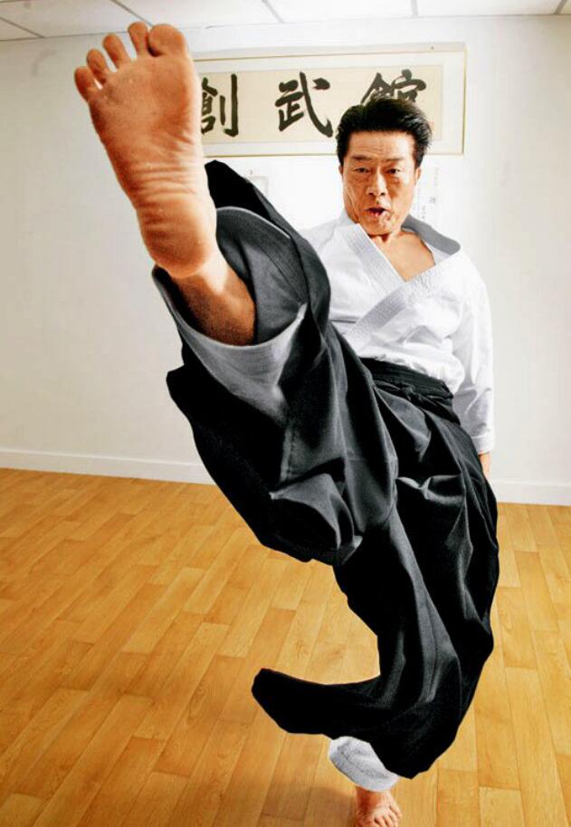 仓田保昭在日本地位名气怎么样 他是如何谈李小龙身手的