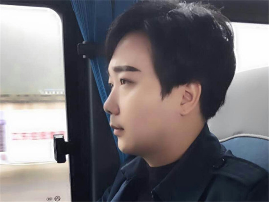 �����Ƕ����������ǻ��� ��Ϸ����һ���¶���Ǯ