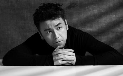 �׼�����ʵ����ͼƬ ��Ա�׼�����������˭