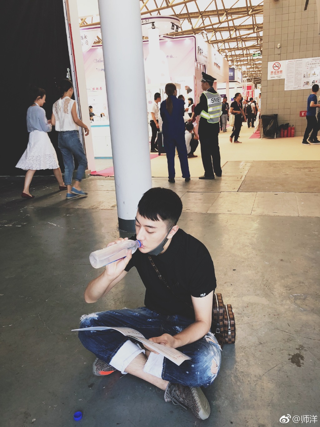 ʦ��͸������ô���� ��Ϊʲô��ô��Ǯ