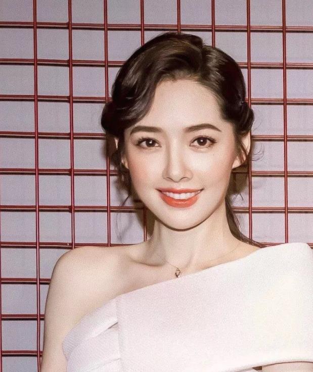 郭碧婷个人简历资料 能嫁入豪门有以下几个原因