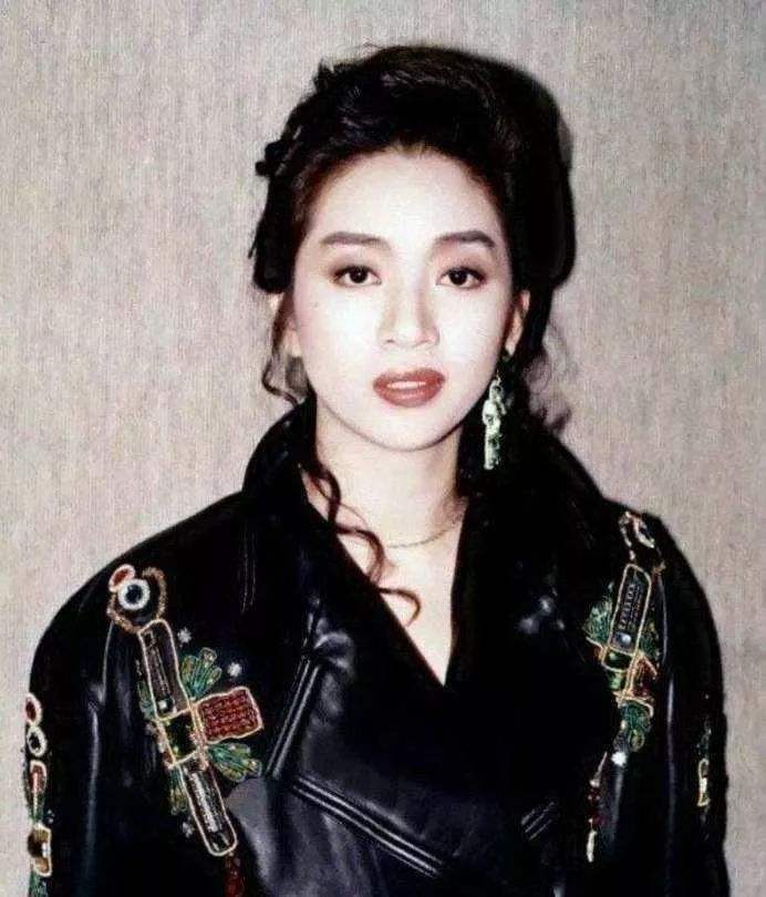 梅爱芳,梅艳芳为什么都会得宫颈癌 梅艳芳扯出肿瘤是怎么回事