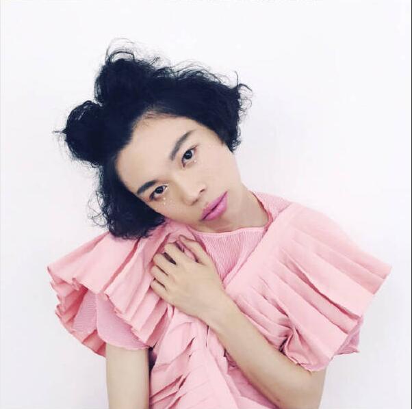 �������Ѻ����������� ���Թ����Ƿ�������˹�ϵ