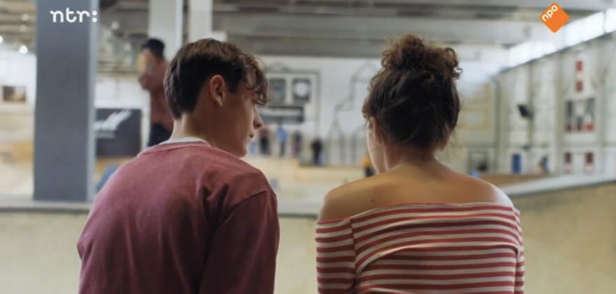 �������Ѻ����������� ���Թ����Ƿ�������˹�ϵ