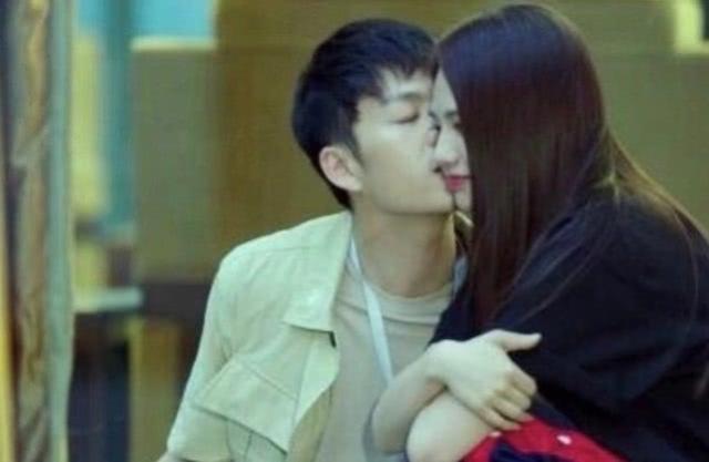 �������ǲ��ǻ�Ѫ �����������ʲô��ϵ������