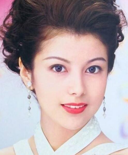 泽口靖子老年和年轻时候的照片对比图 她一直没结婚嫁人吗