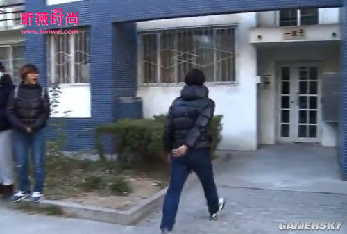 Ů�ӿ�·����׷����������ֳ� Ů׷�и���ɴ����ô����