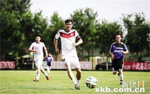  ��ï������˭���� �����һ�η�����ˬ��Ƭ����