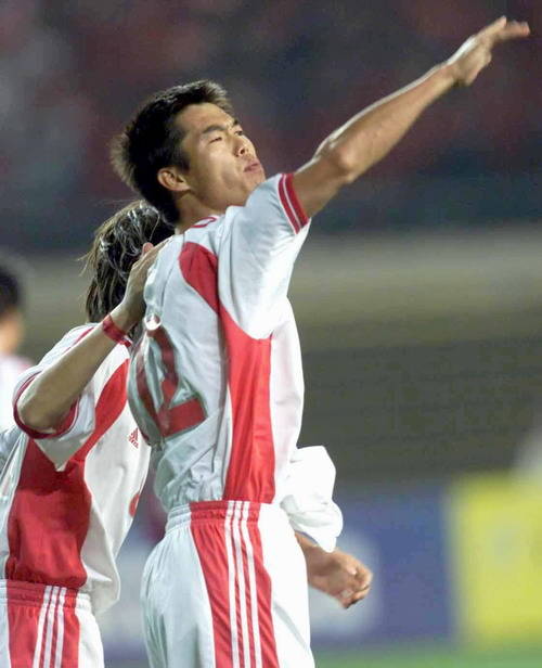  ��ï������˭���� �����һ�η�����ˬ��Ƭ����