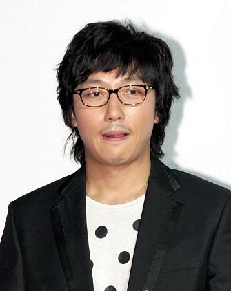 卓在勋出什么事了 生活上却一直坎坷不平