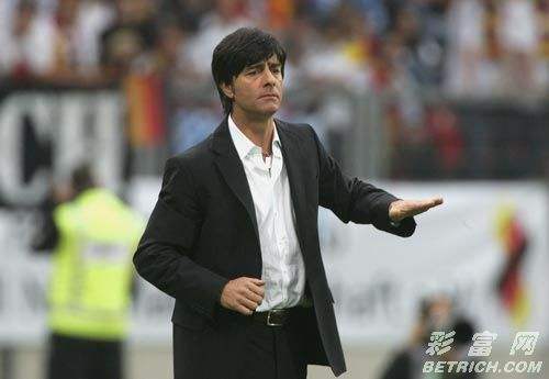 勒夫为什么喜欢吃鼻屎 德国主教练勒夫有孩子吗