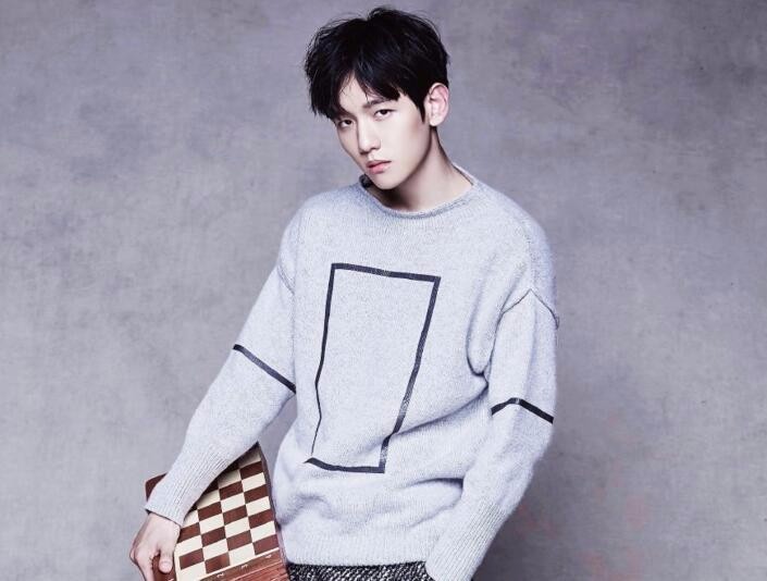 边伯贤为什么叫阿爸 边伯贤现在的女朋龙友是哪一个