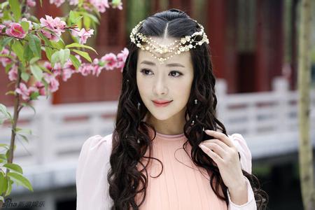 ��ɯɯ�ͳ��Ϻ���ͬһ������ ��ɯɯ�Ϲ�������������Ƭ