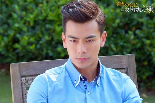 ��ɯɯ�ͳ��Ϻ���ͬһ������ ��ɯɯ�Ϲ�������������Ƭ