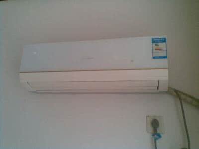 怎样清洗空调室内挂机 空调过滤网清洗图解