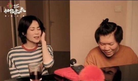 ��ʯ���������Ĺ�ϵ ��ͬһ�����ҵ���Ƭ