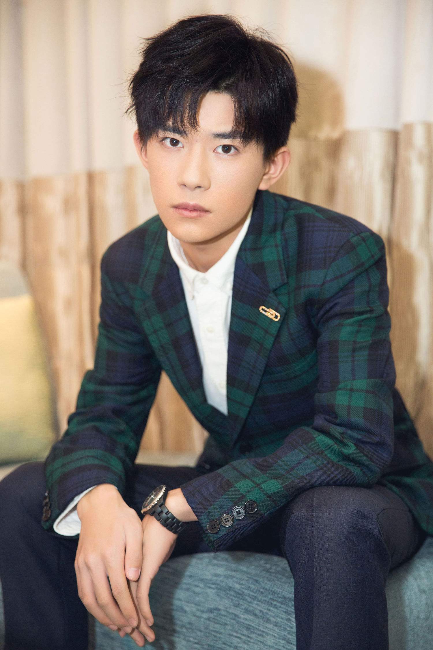 ����ǧ���ְ����Ͻ���ʲô�� ǧ������лˮƼ��Ƭ