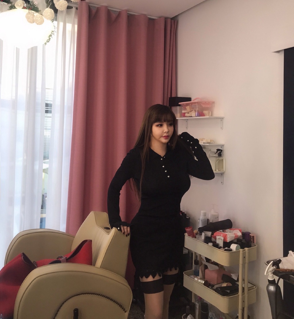 ����Ӵ��¼�����ô���� �����Ů������