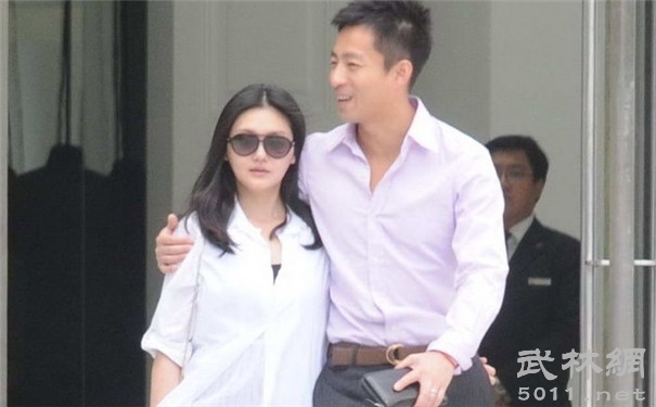 ��С�ƻ����ȴ�s�������� ��С�ƺʹ�S����ô��ʶ��