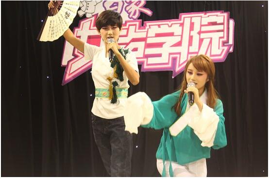 ����ϣ�����ݷ������� ����ϣ���ǽ쳬��Ů��