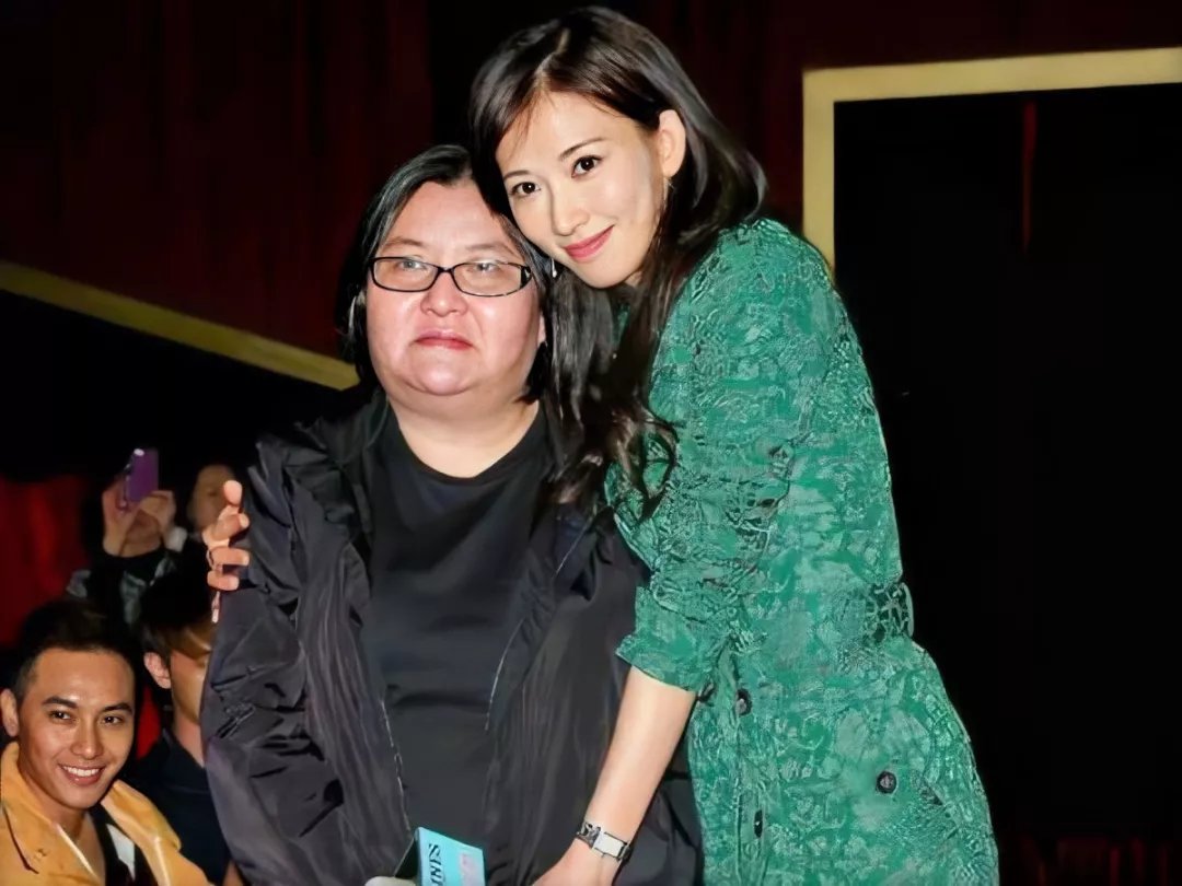 �������˭�ľ����� ����������ʲô��ϵ