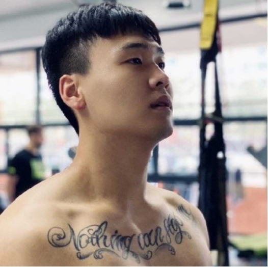 赵睿纹身含义 纹身图案来了