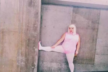 �ɱ�ֱ���ݵ�ʱ����Ƭ �ɱ�ֱ��ΪʲôԽ��Խ��