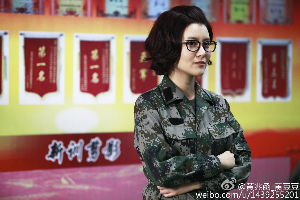 ���׺��������� �ƺ�Ů�����׺���˭