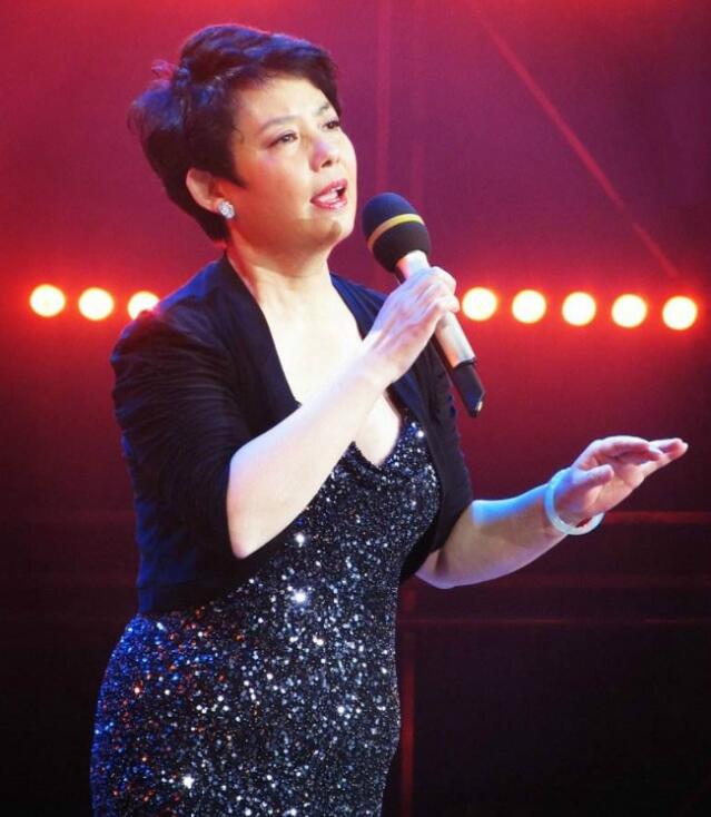 �質�ҳ�������ʱ�����Ƭ ������¥�γ������