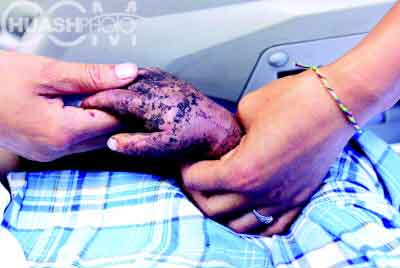 һŮ�ӱ�����ҧ��  �߰ɱ�����ҧ��ͼƬ