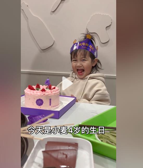 ��С��μӵ����ս�Ŀ���� ��С��������ϣ���ʵ����/������/�����ˣ�