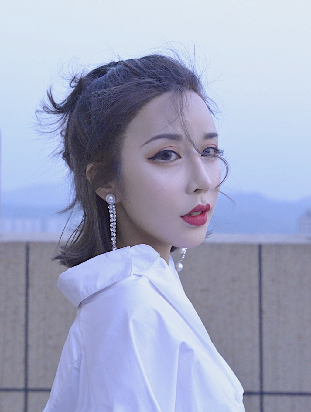 ��һ����������Ҳ����Ƭ���� ��һ����Լ�Ů�Ѱ������ô�