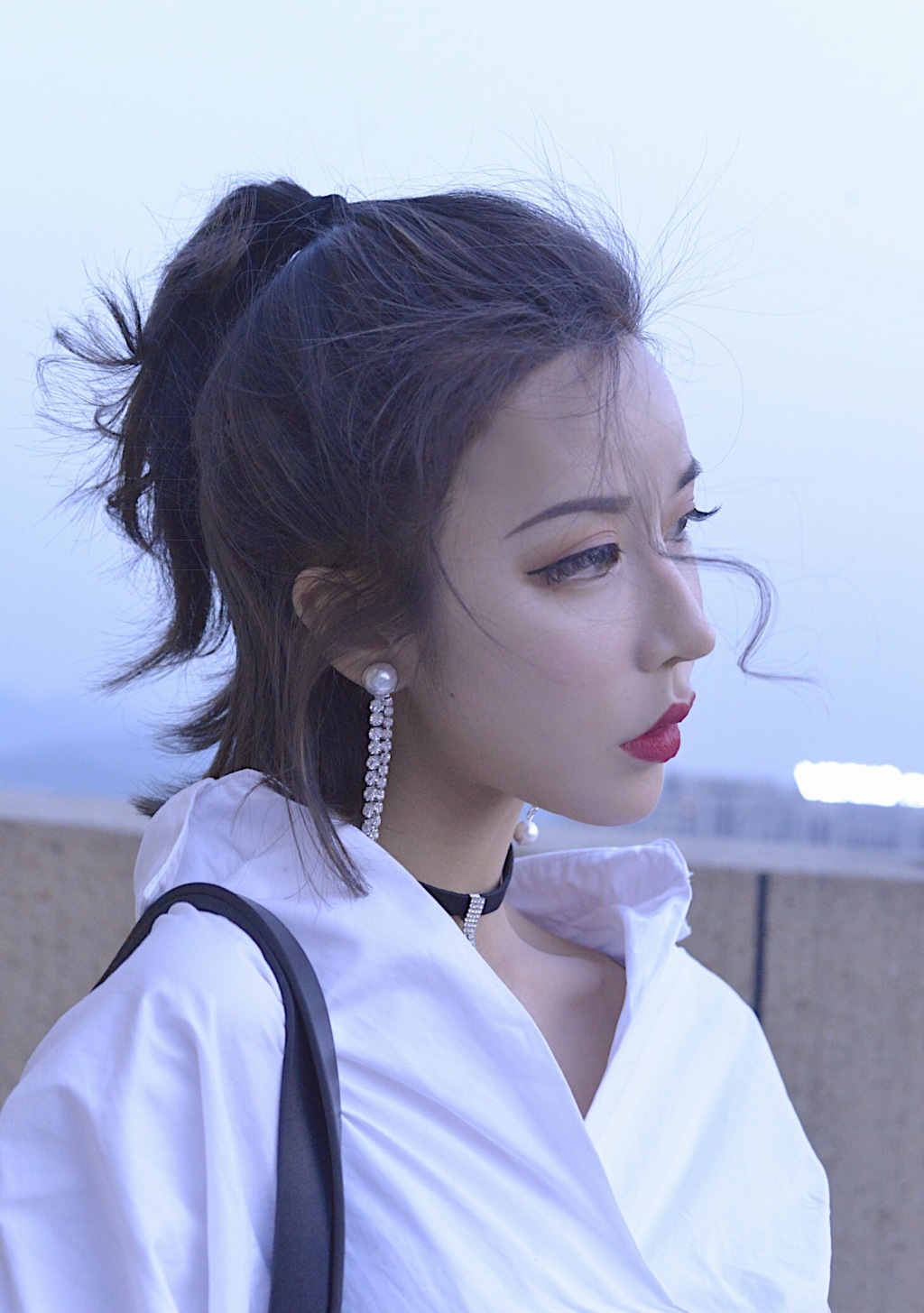 ��һ����������Ҳ����Ƭ���� ��һ����Լ�Ů�Ѱ������ô�