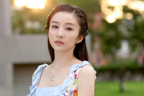 �ջ����Ϲ���˭ ����������