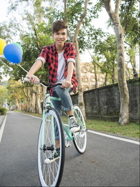 ��ΰ����������ʲô��ϵ ��ΰ���ϰ����Ĺ���