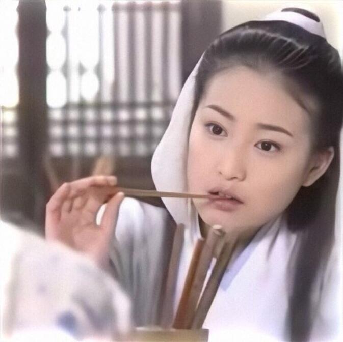 ������Ϊʲô����Ϸ�� ǮС��������˽�¹�ϵ���