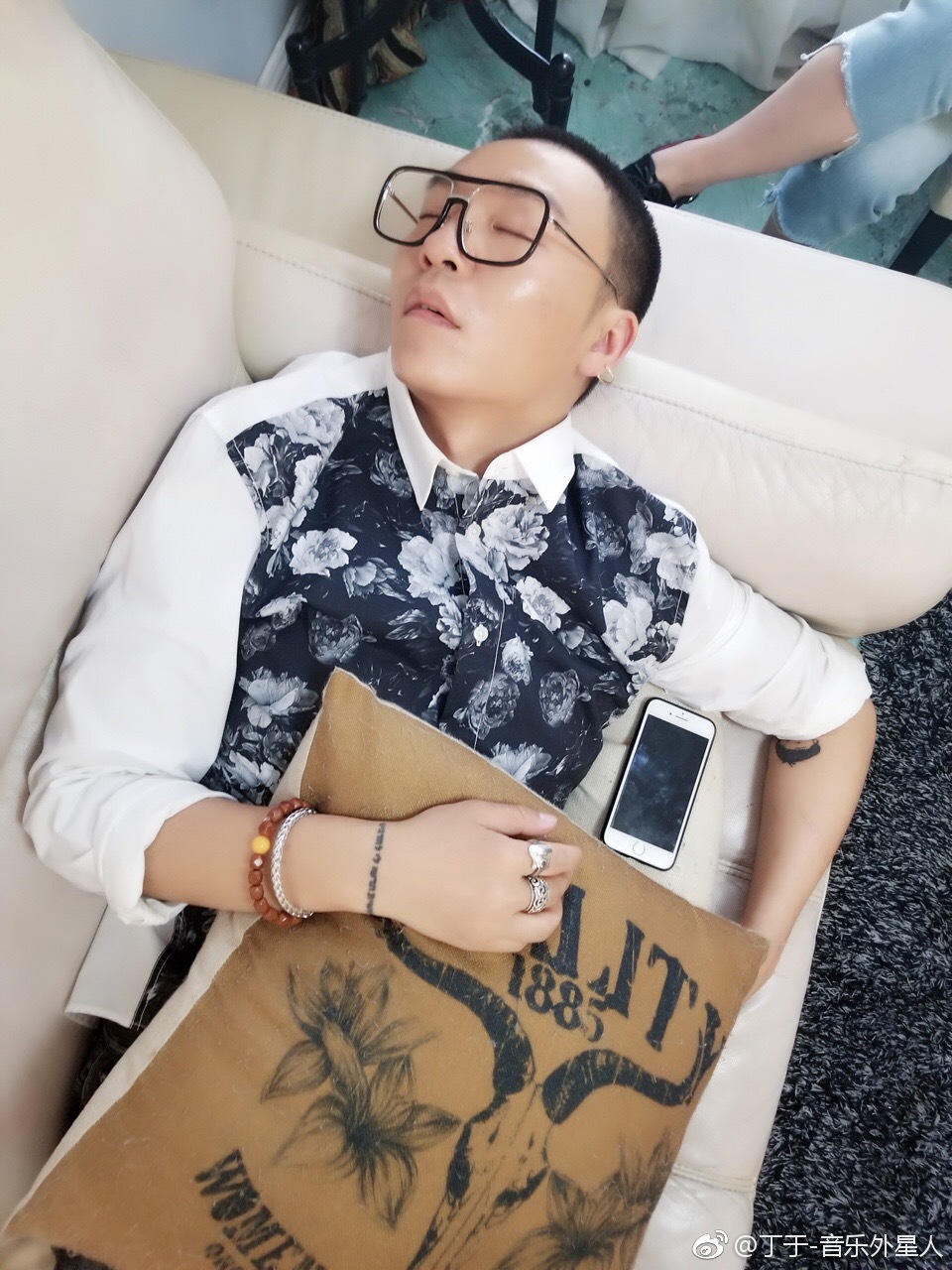 ʫ��֮������ȥ���� ���ڵ�������˭