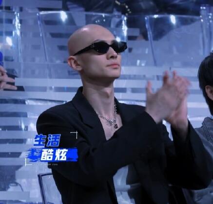 ��ɭ�������� �����˻���ɽ����