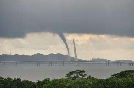 ����ˮ��ʲô��˼ ����ˮ��Ƶ��ʵ�¼�