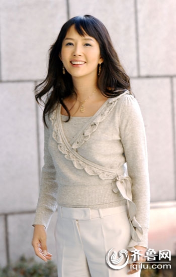 崔真实葬礼大哭的艺人是谁 崔真实潜规则悲惨图片