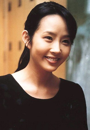 崔真实葬礼大哭的艺人是谁 崔真实潜规则悲惨图片