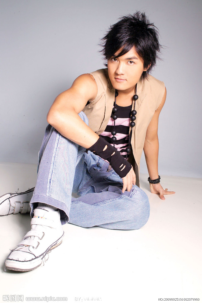 吴克群和何超莲为什么分手 吴克群将军令讽刺谁