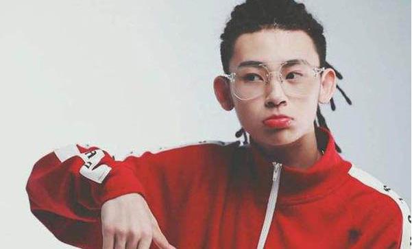 С�����տ��ְ���˭ Ϊʲô˵С����Ʒ����