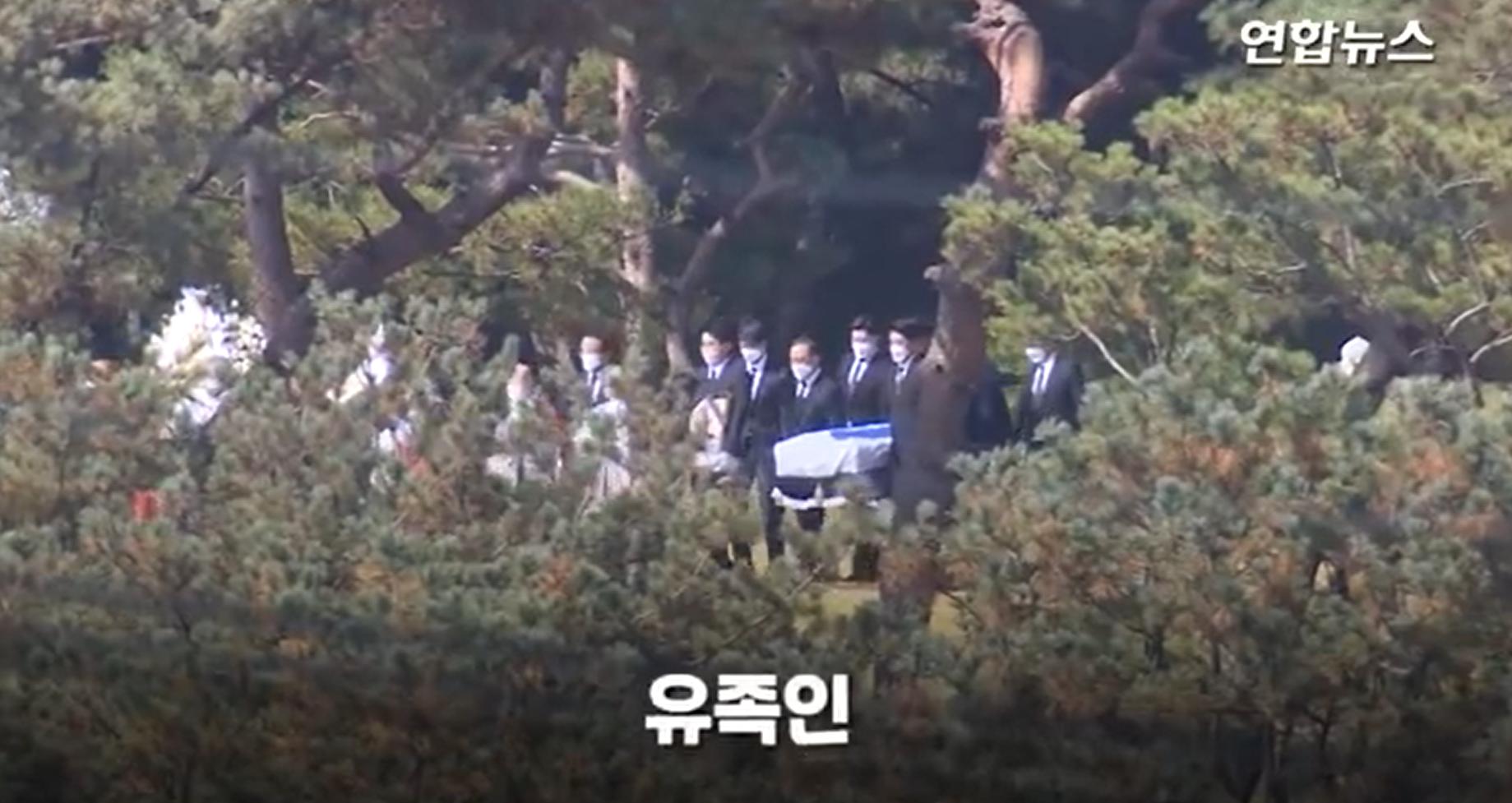 �������Ϲ���˭ �������˭����