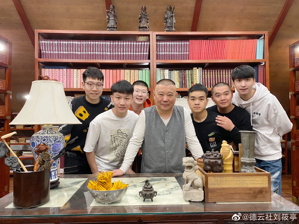 ����ͤΪʲô���ݹ��¸� ��Ϊʲô�ǵ����籲����͵�