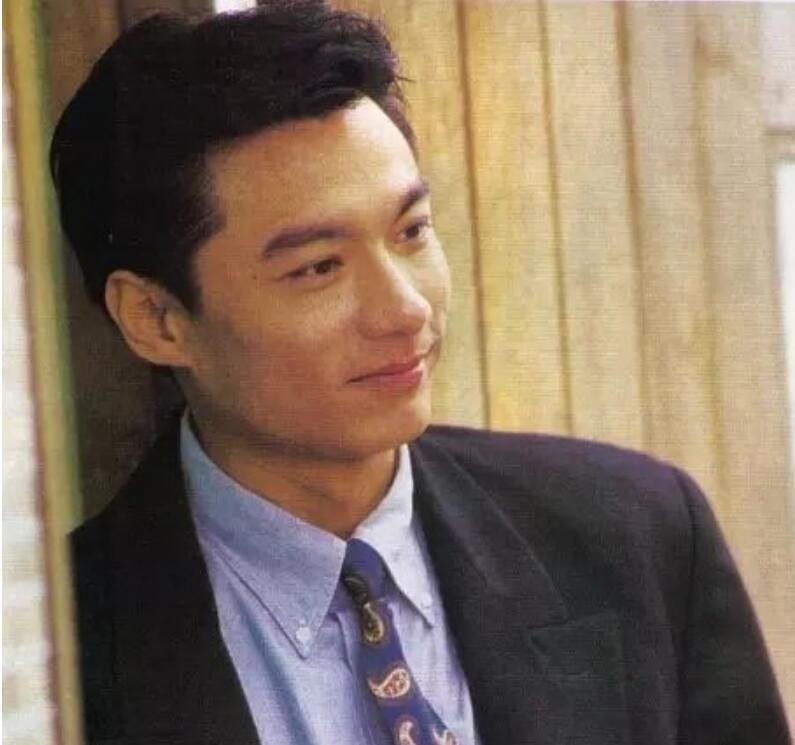 林俊贤年轻时照片 就连天王黎明也只能沦为他的配角