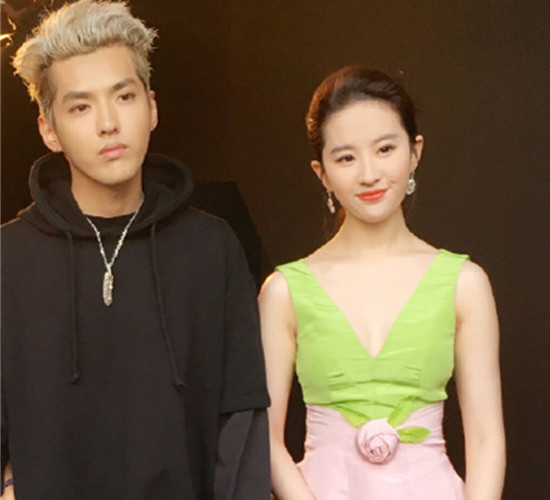 ʱ�а�ɯ����ҹ����ƺ�Ӱ �ɽ����������˭