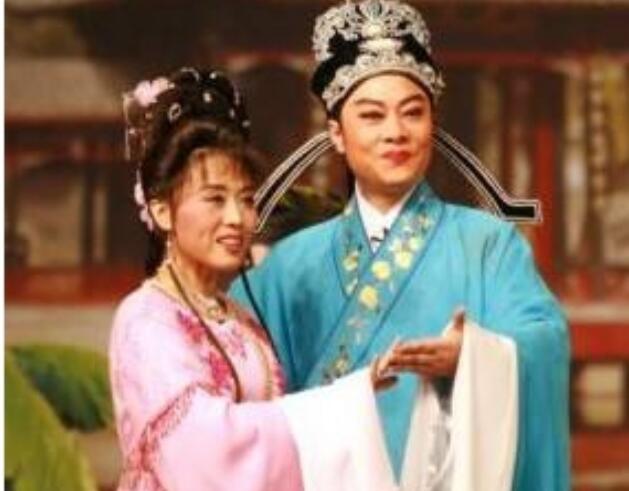 ����ǳ���÷Ϸ���� ��ٵ�Ů����ѩ����