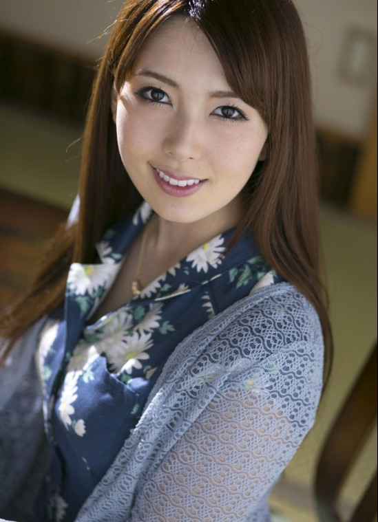 ����Ұ������ʵ������Ƭ ����Ұ�������ڽ������